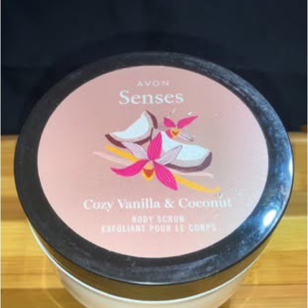 Avon Senses Cozy Vanilla & Coconut Body Scrub